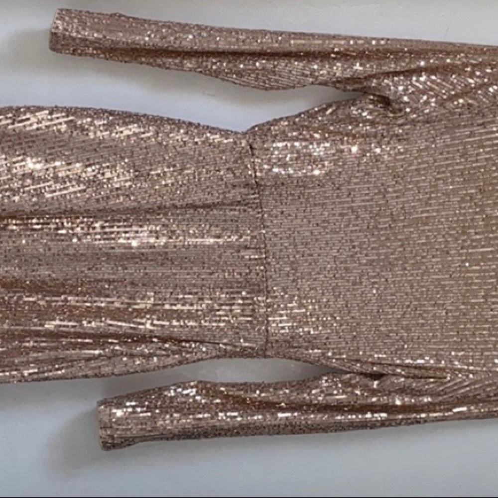 Ladies Night Out ✨ - Picture 3 of 3